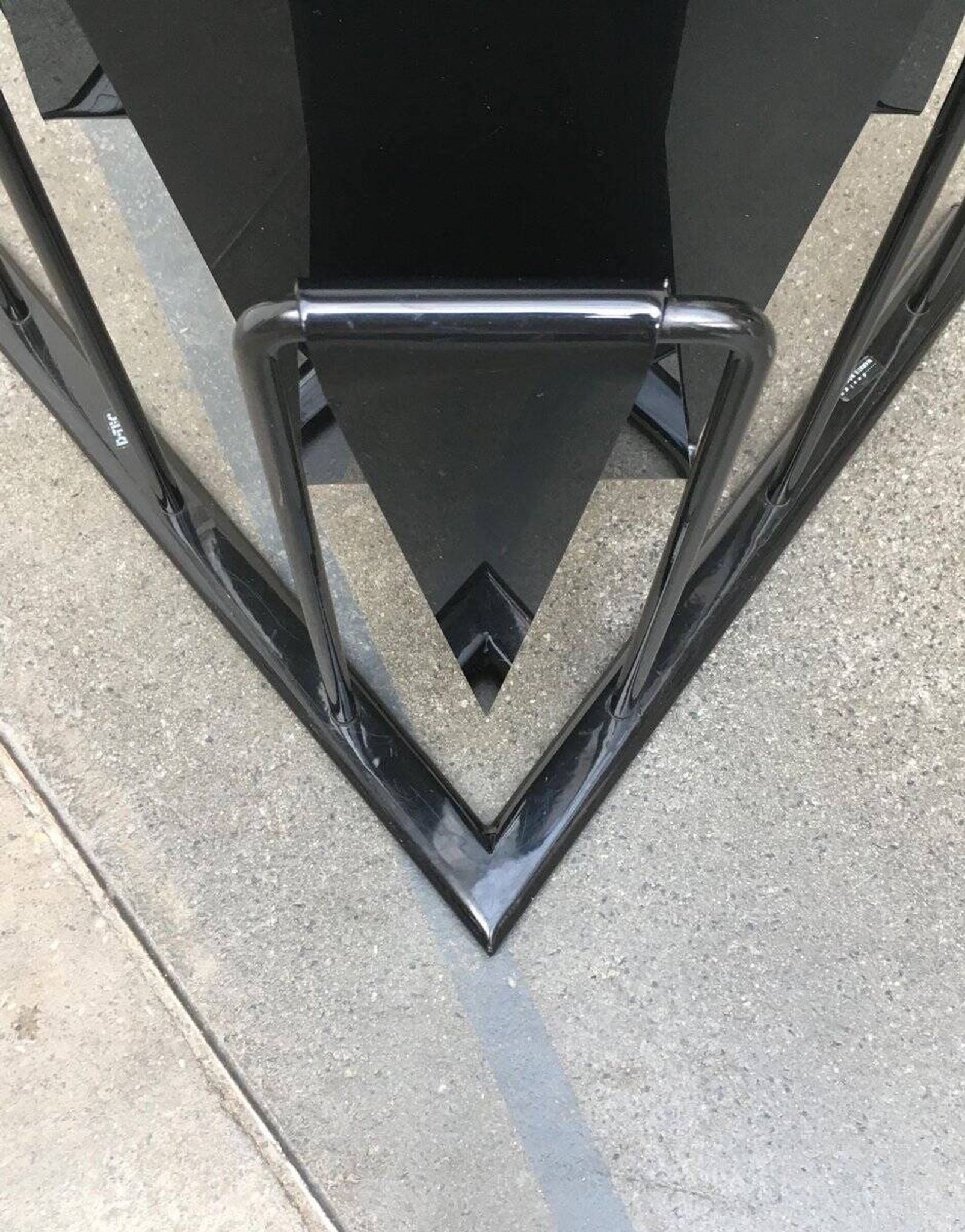 Postmodern vintage magazine rack by Markus Börgens for D-Tec, 1980s.