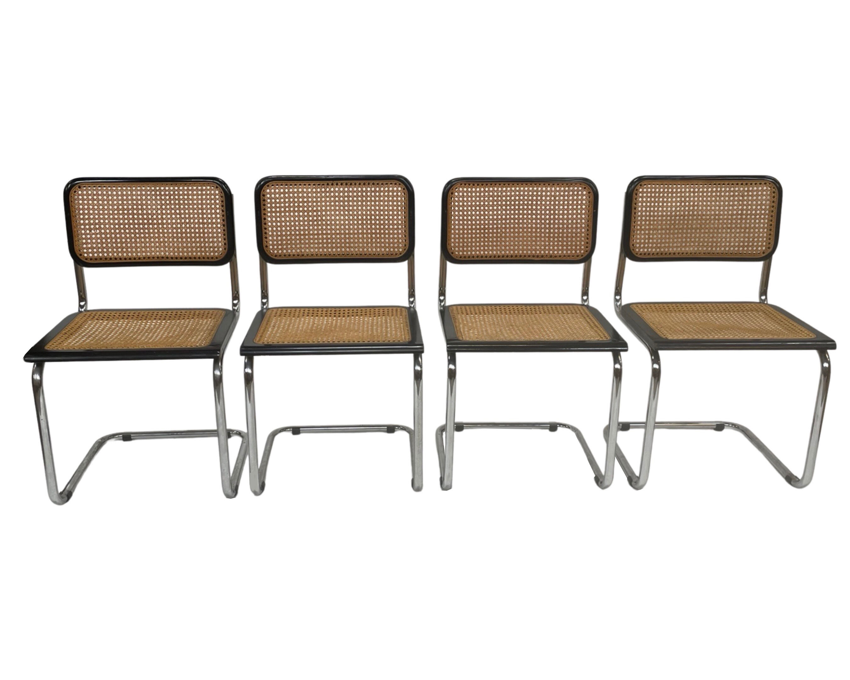Set of 4 vintage chairs model Cesca B32 in black and chrome
