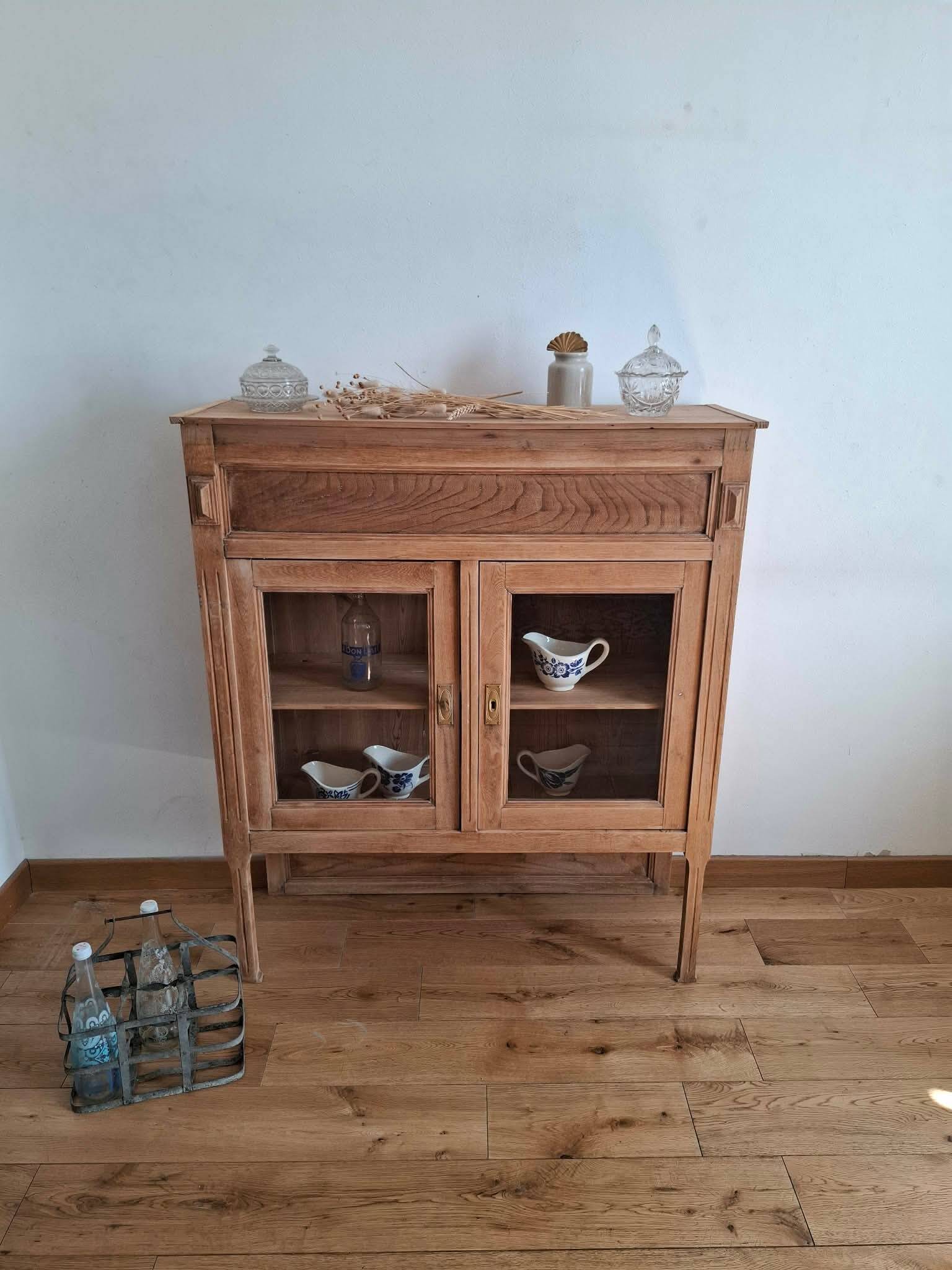 Joli haut de buffet vitrine esprit campagne
