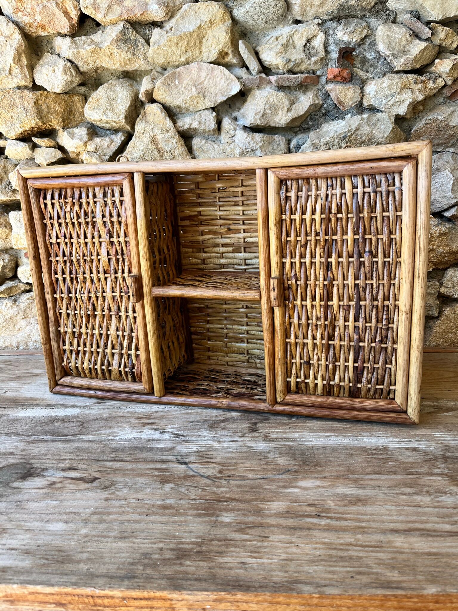 Bamboo and rattan shelf 2 doors