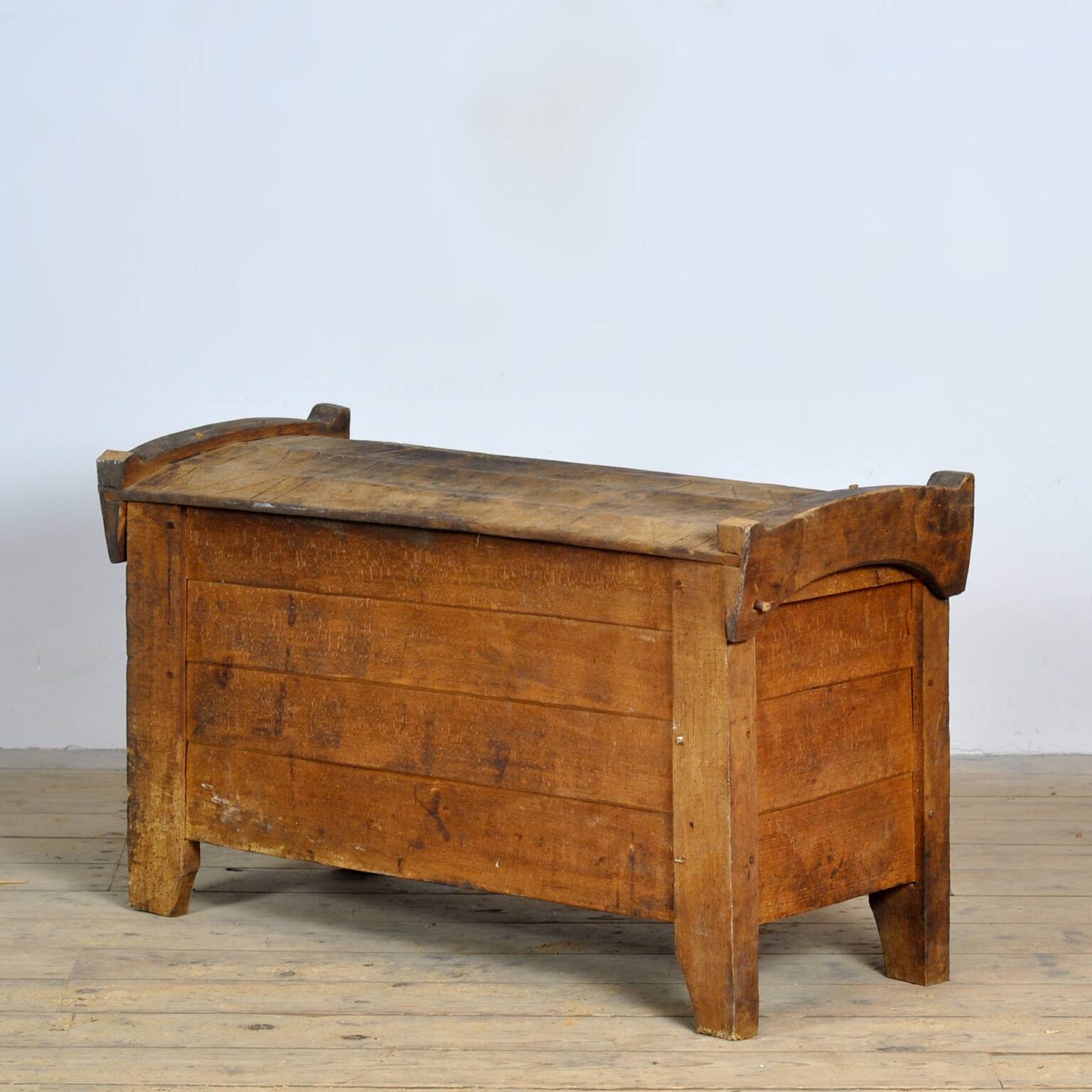 Antique shepherd’s chest, 1850s