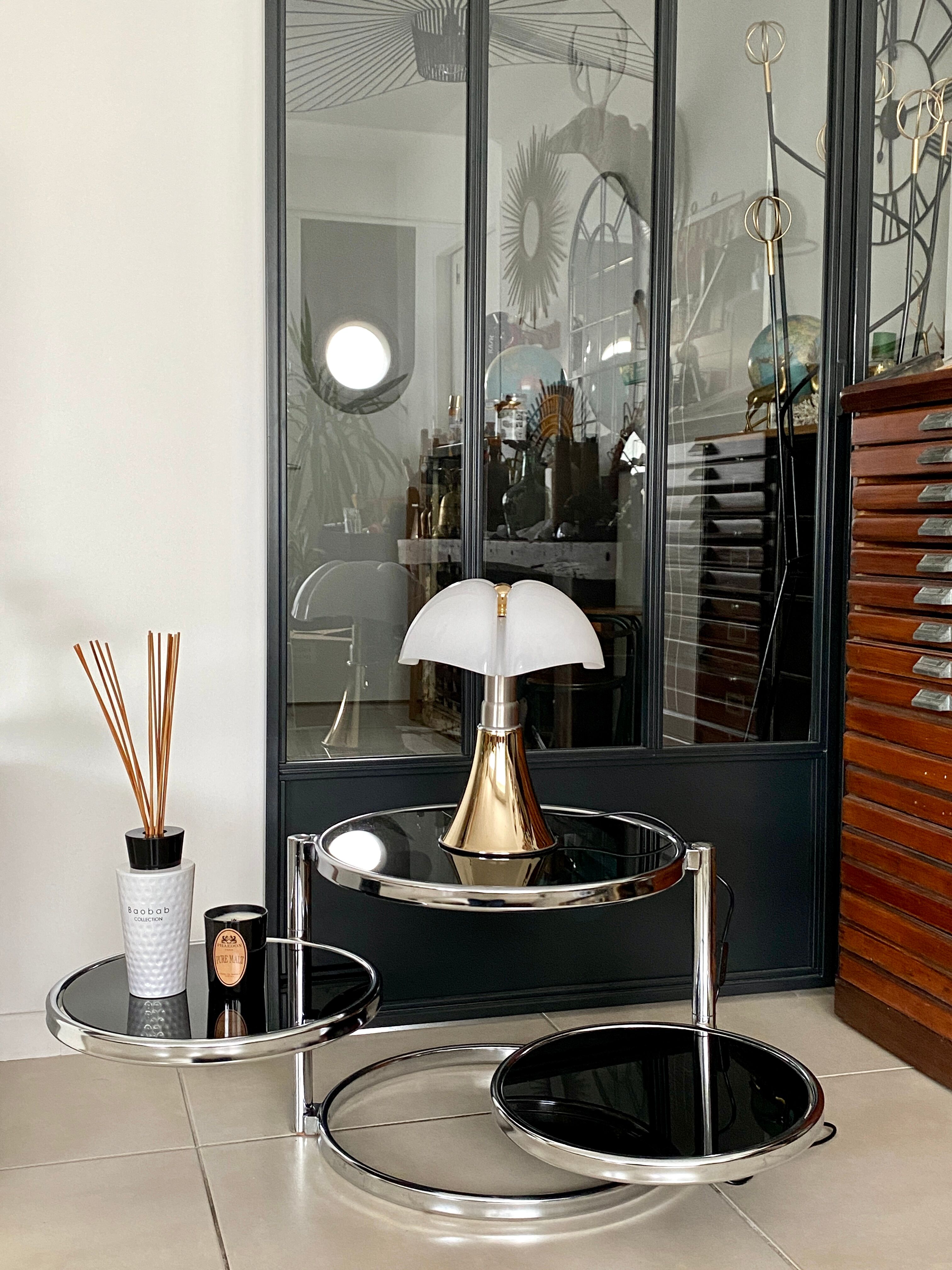Table basse ronde en verre et chrome vintage