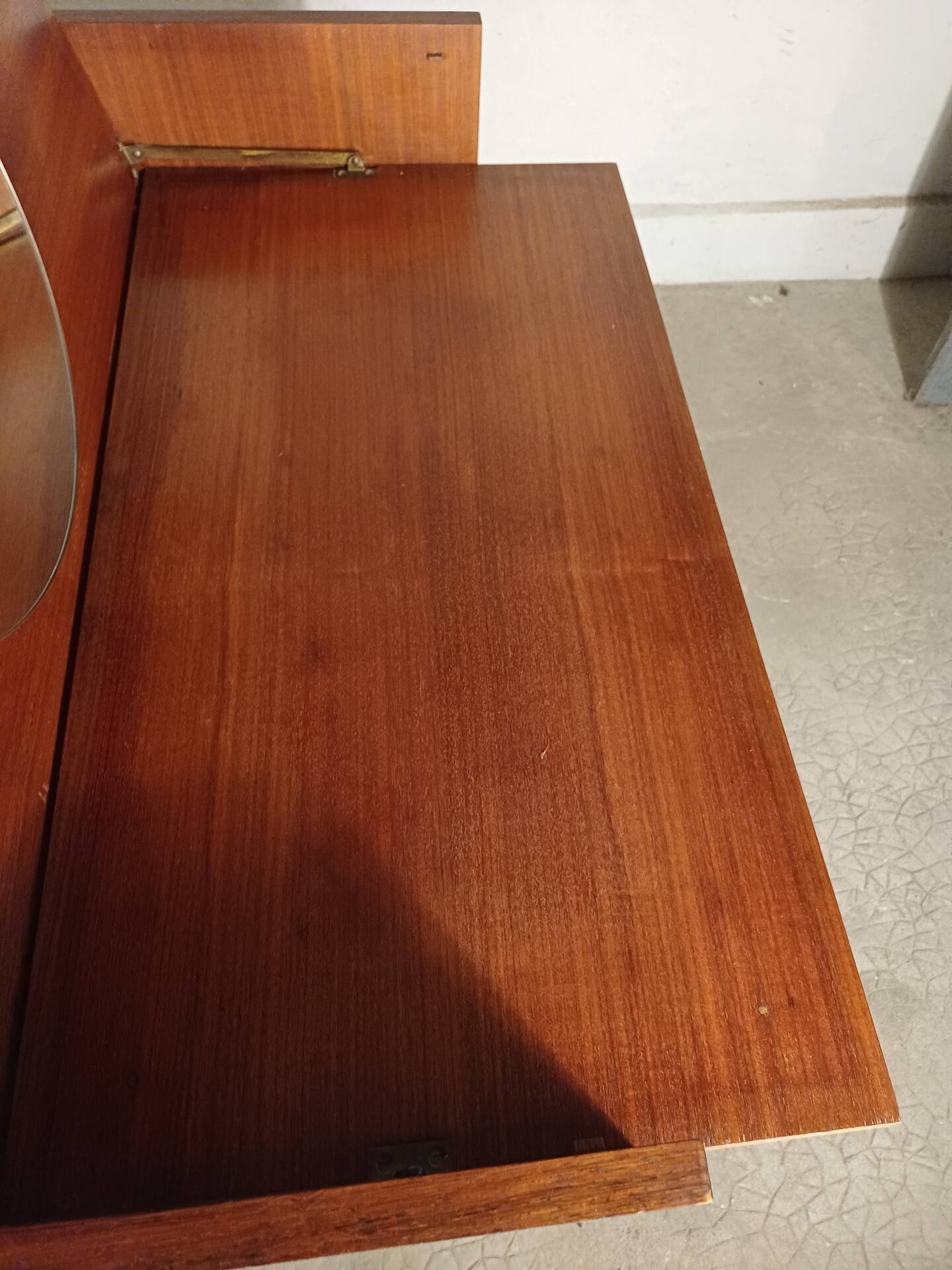 Scandinavian chest of drawers