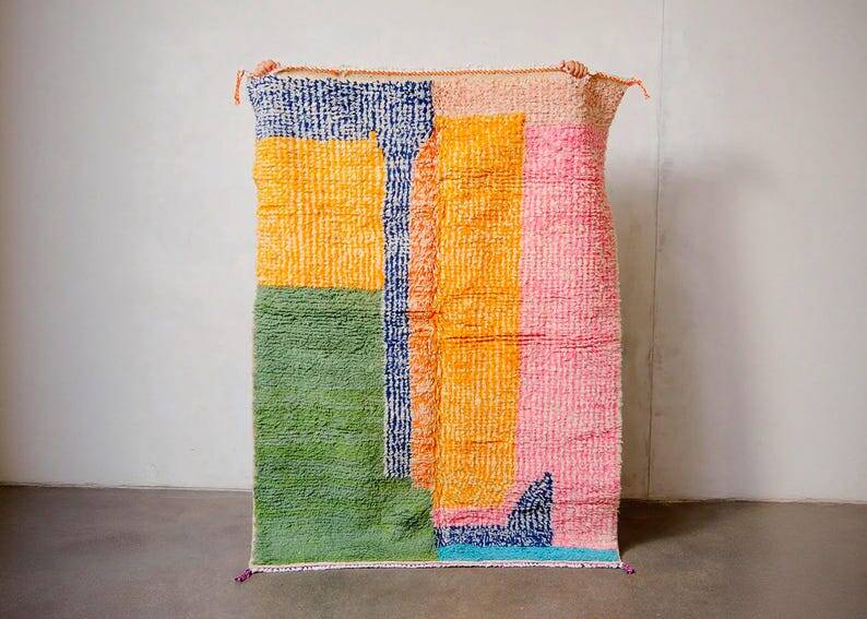 Moroccan Berber rug 270cm x 150cm