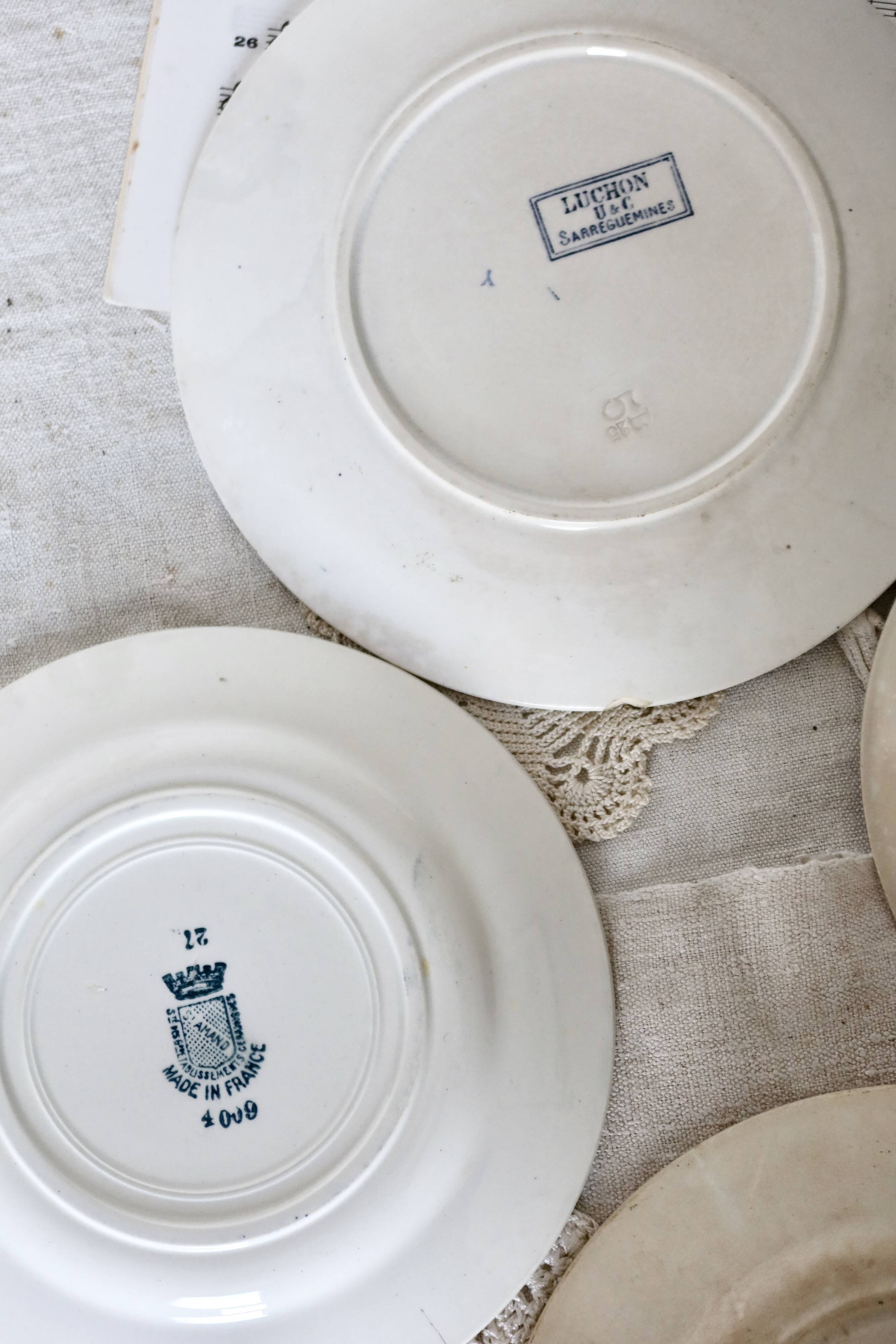 4 mismatched white and green ironstone dessert plates Arabesque set