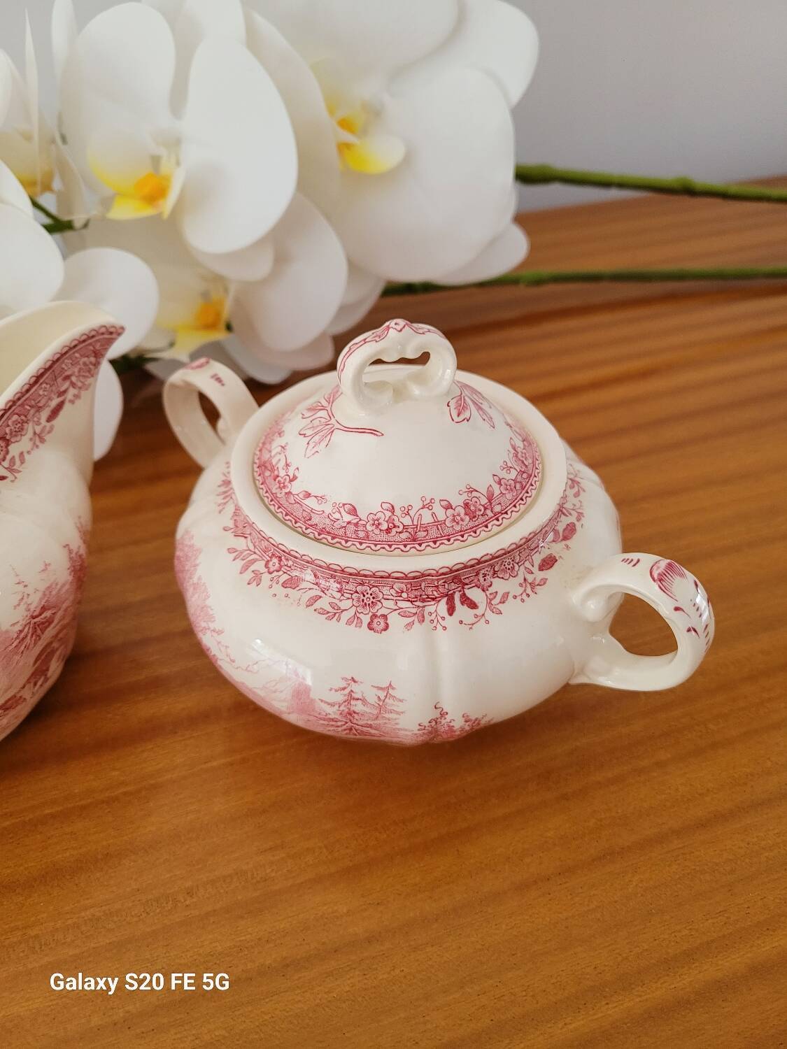 Villeroy Boch Burgenland porcelain, sugar bowl and milk jug