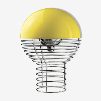 Lampe par Verner Panton produit par Frandsen Lighting, conçu en 1972