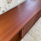 Teak row Johannes Andersen Samcom