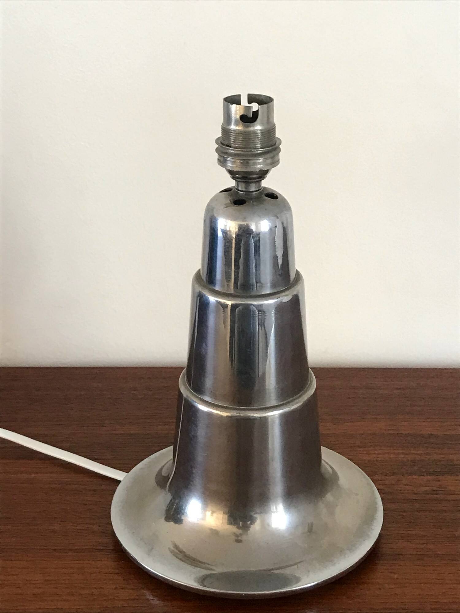 1930s Art Deco lamp in chrome with recycled cotton shade