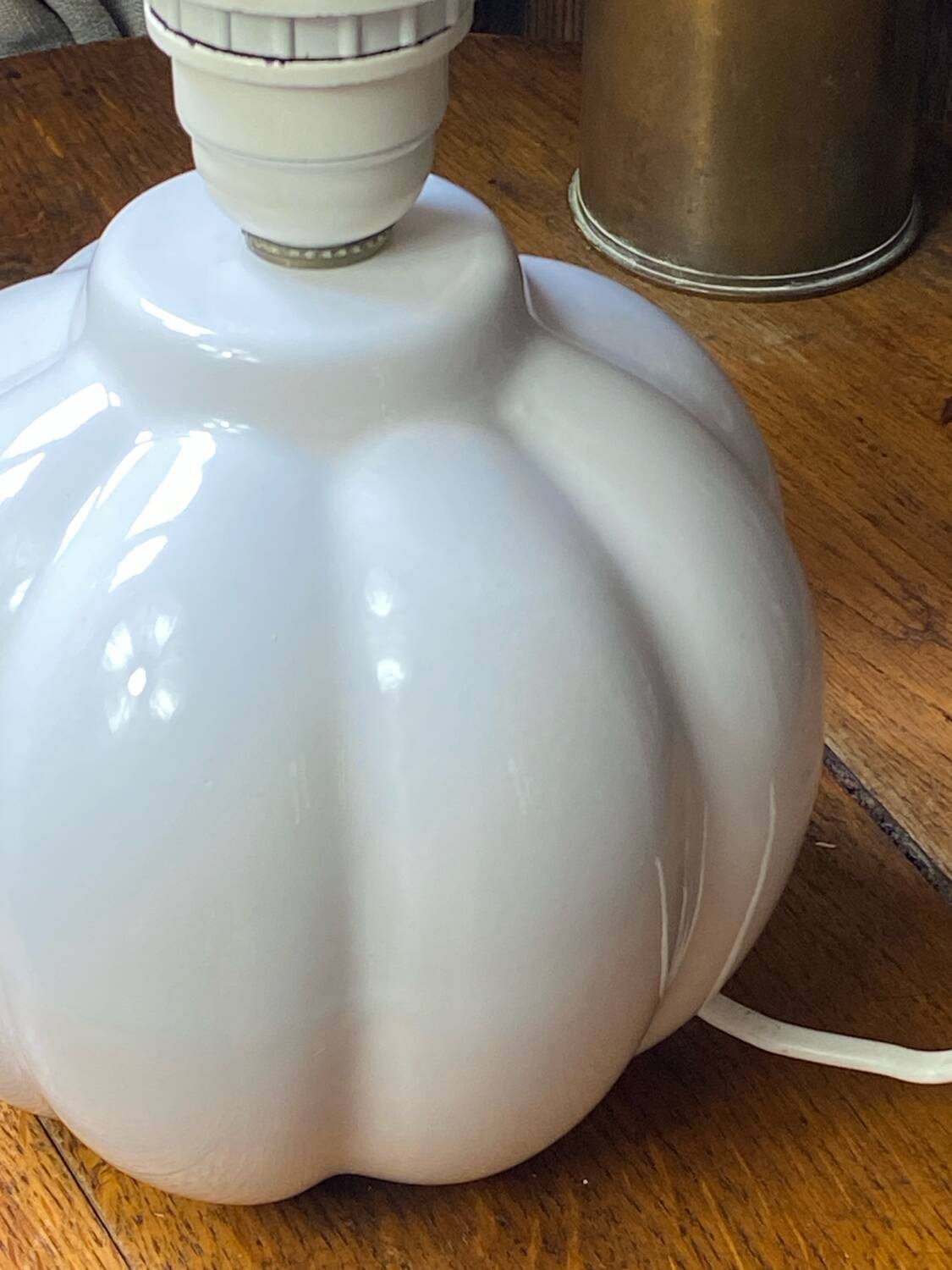 White ceramic lamp