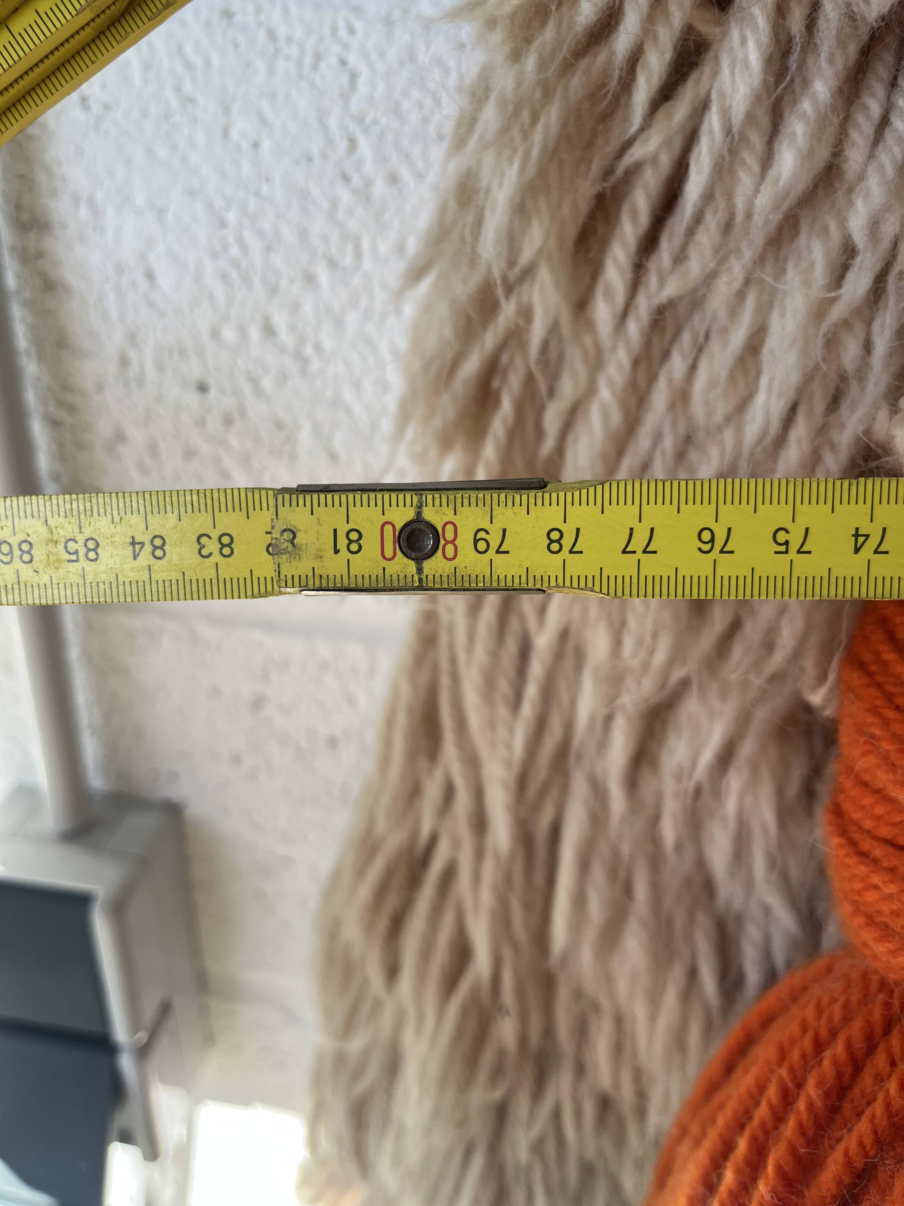 Handmade woven wool wall tapestry from the 70s and 80s, vintage macramé.