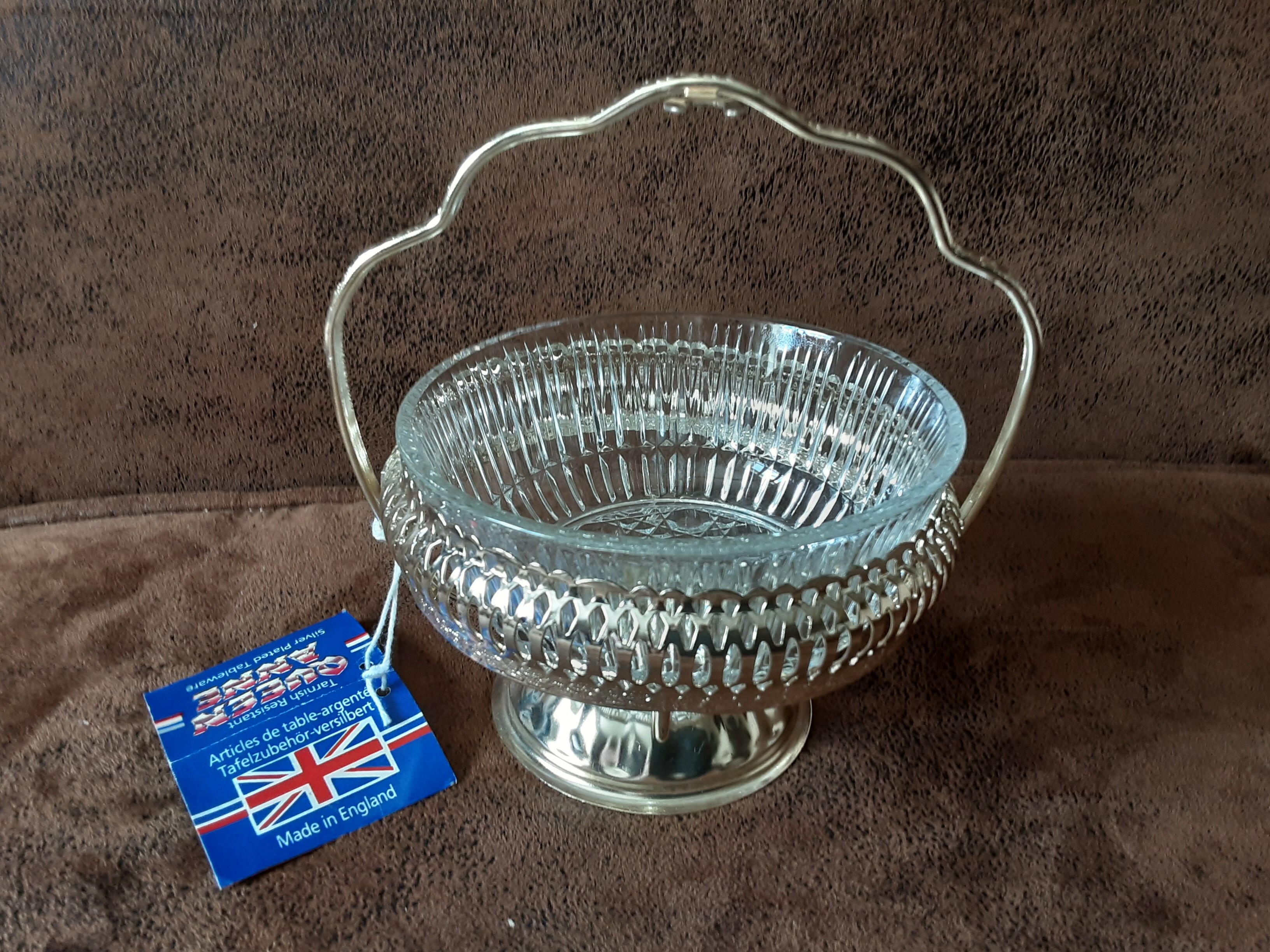 Small English footed cup
