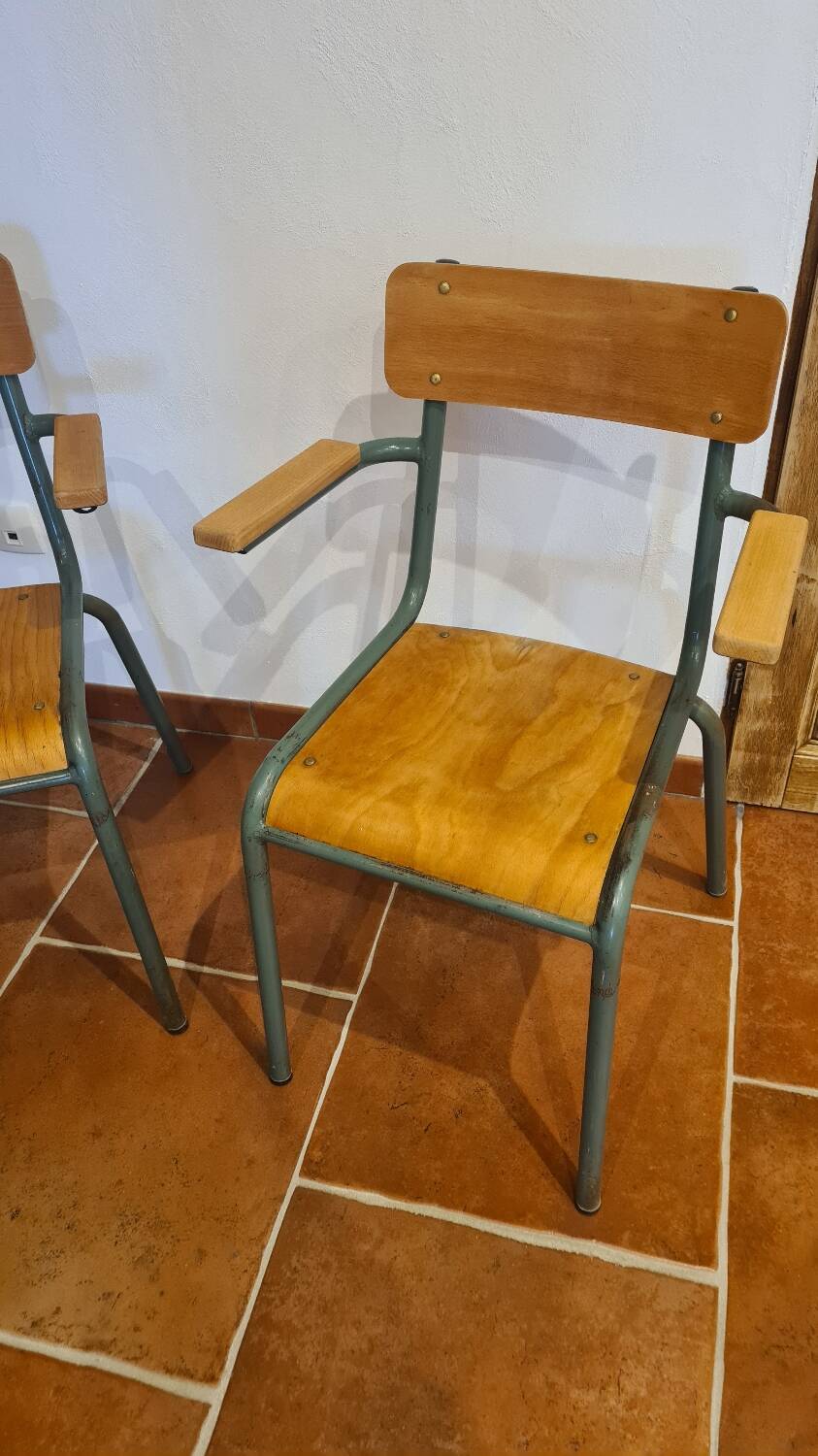 School chairs
