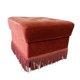 Vintage old pink pouf / chest / footrest with fringes