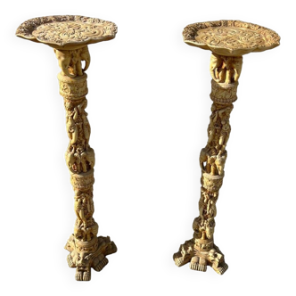 Paire de colonnes sculptées en résine
