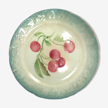 Plate dabbling cherry decoration