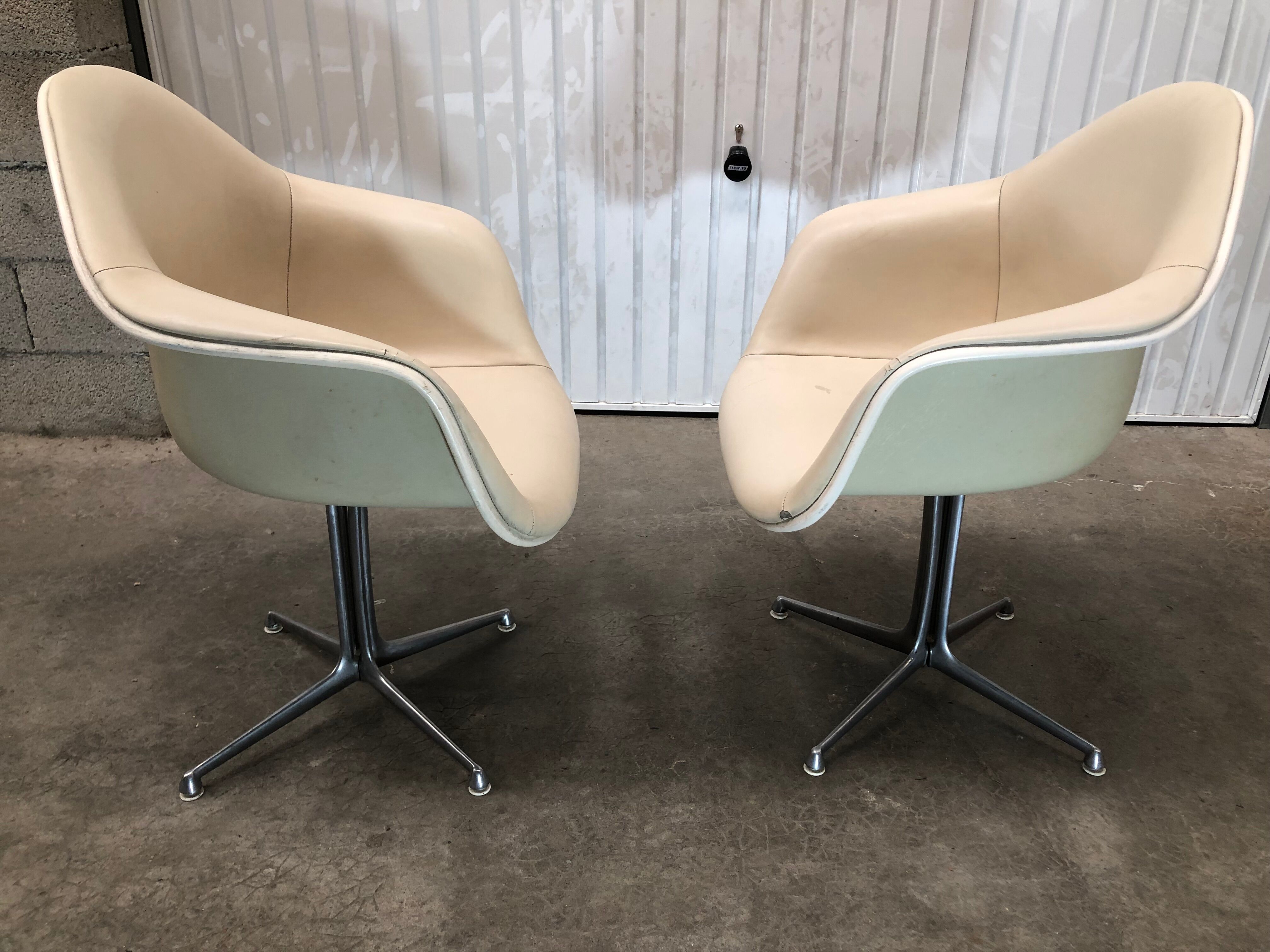 pair of armchairs la fonda design Charles Eames 1970