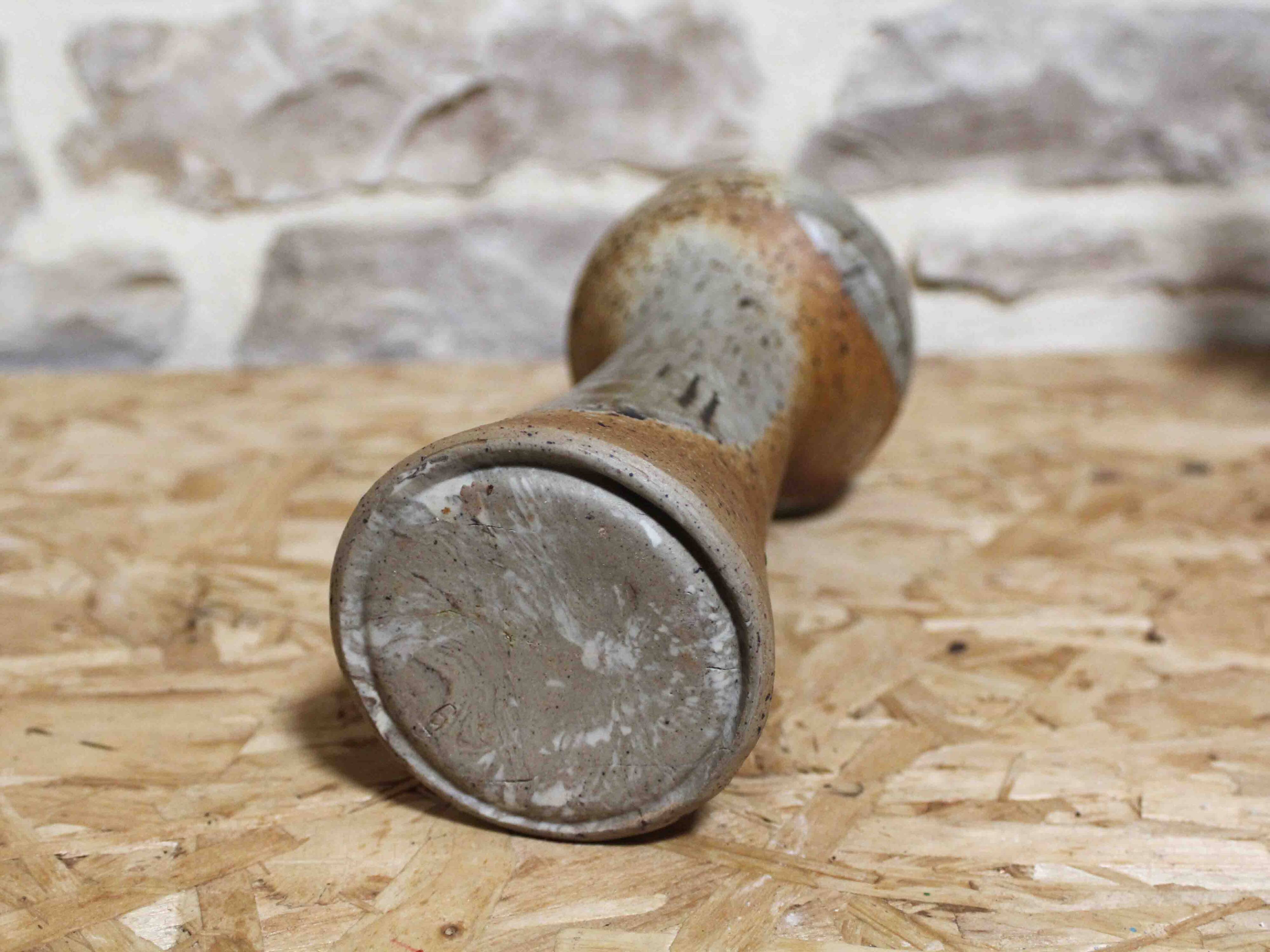 Partially glazed stoneware vase by François Gueneau