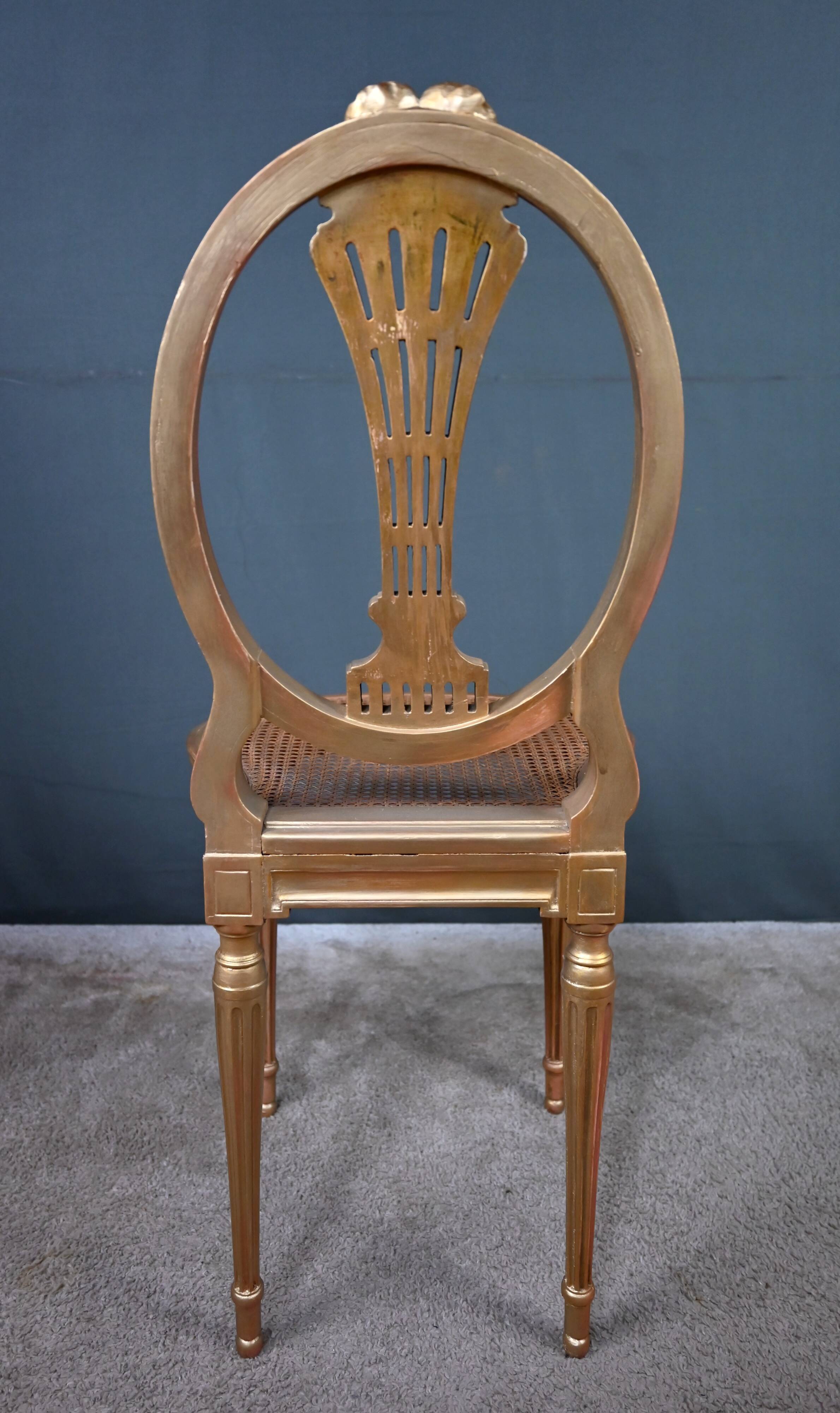 Paire de Chaises en Bois Doré, style Louis XVI – Début XXe