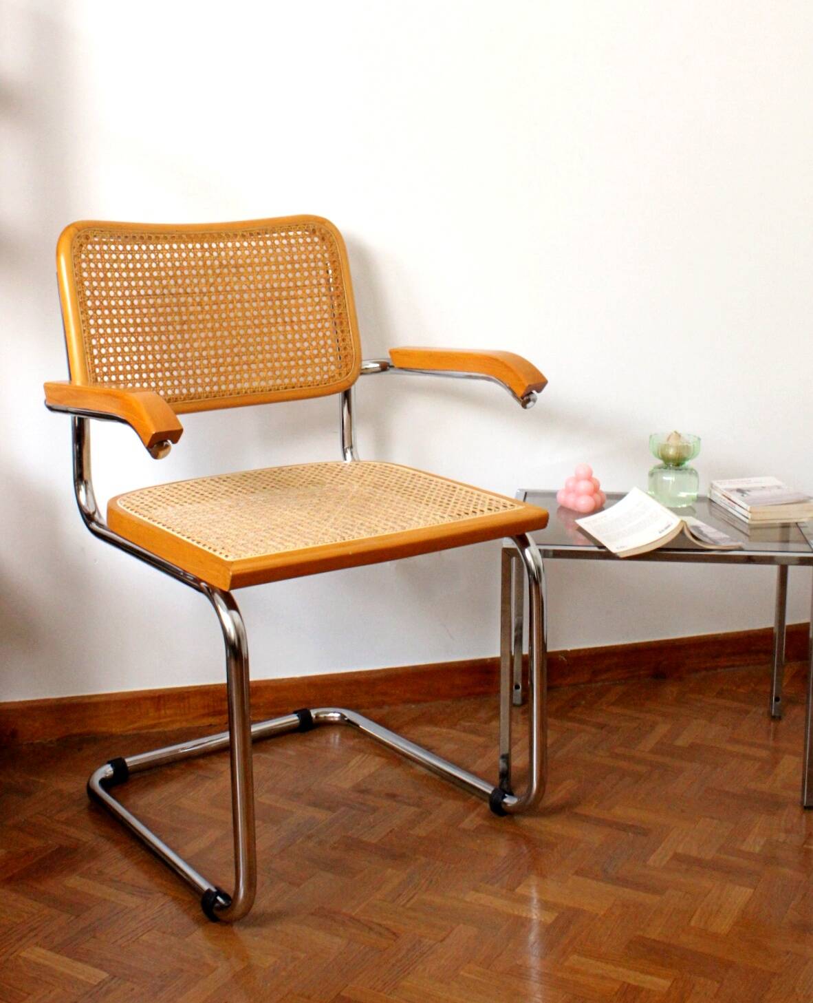 Fauteuil B64 en bois et cannage d'après Marcel Breuer