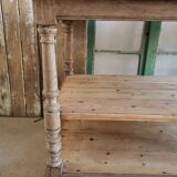 Old drapier table