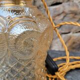 Moulded glass globe walking lamp