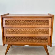 Commode bois et rotin vintage