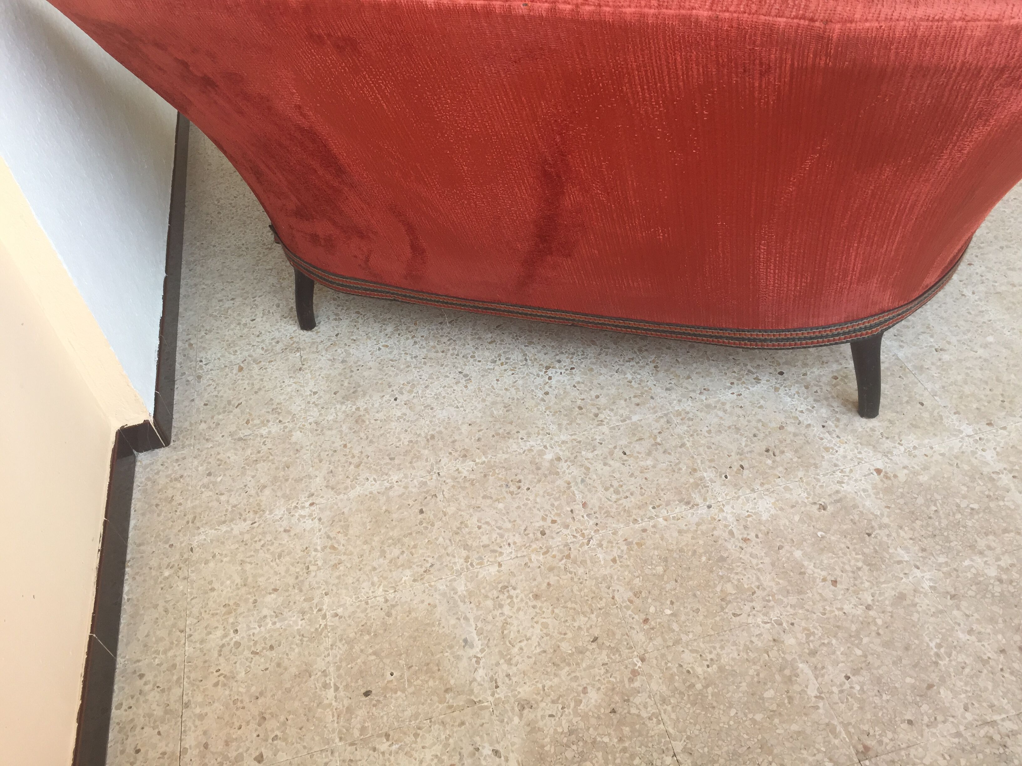 Antique toad sofa in brick velvet