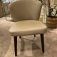 Chaise en cuir d'agneau