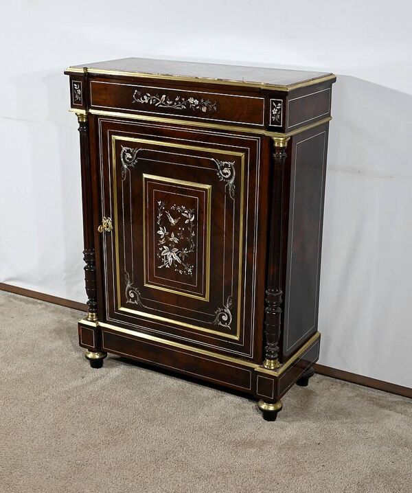 Meuble d’appui en palissandre de Rio, époque Napoléon III, milieu XIXème