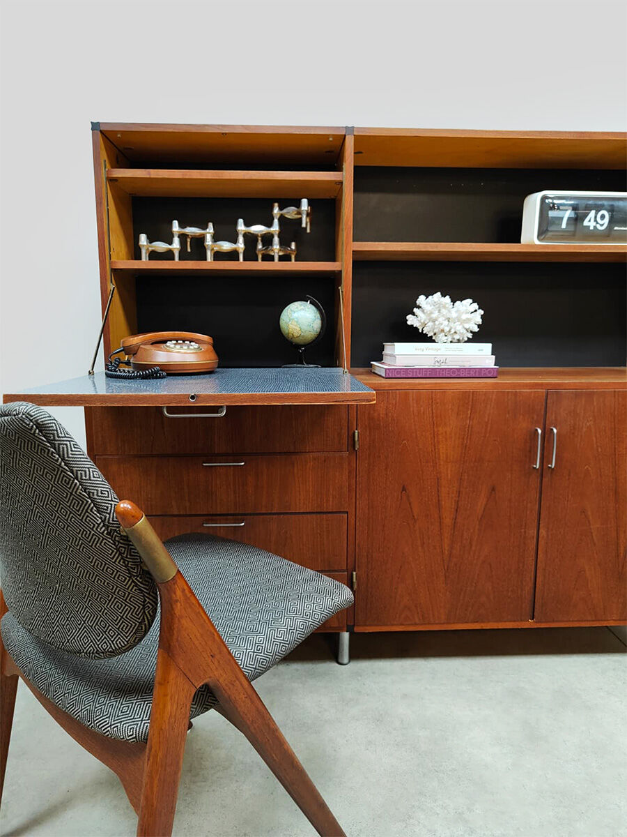 Vintage Dutch design cabinet secretary Cees Braakman Pastoe 1960 'Made to measure'