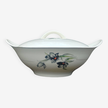 Old porcelain tureen/vegetable bowl from the St Amand earthenware factory, tulip decor