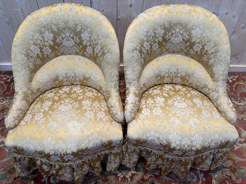 Paire de fauteuils crapaud