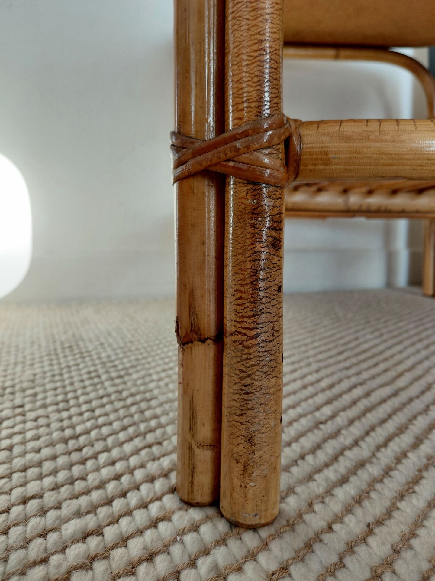 Vintage rattan coffee table from the 70s - organic lines, Riviera spirit.