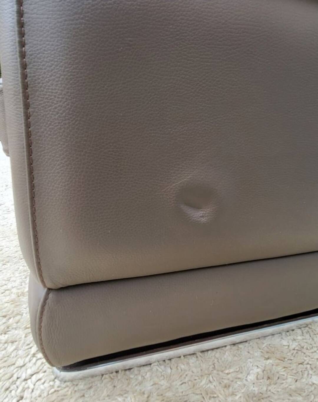 Crozatier leather lounge sofa