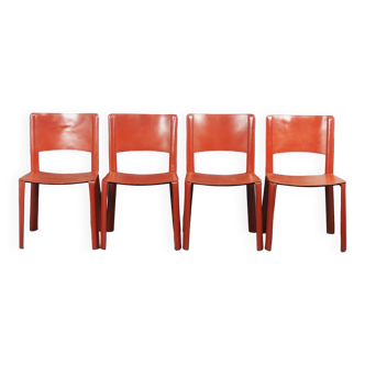 Ensemble de quatre chaises en cuir éditées par Cidue
