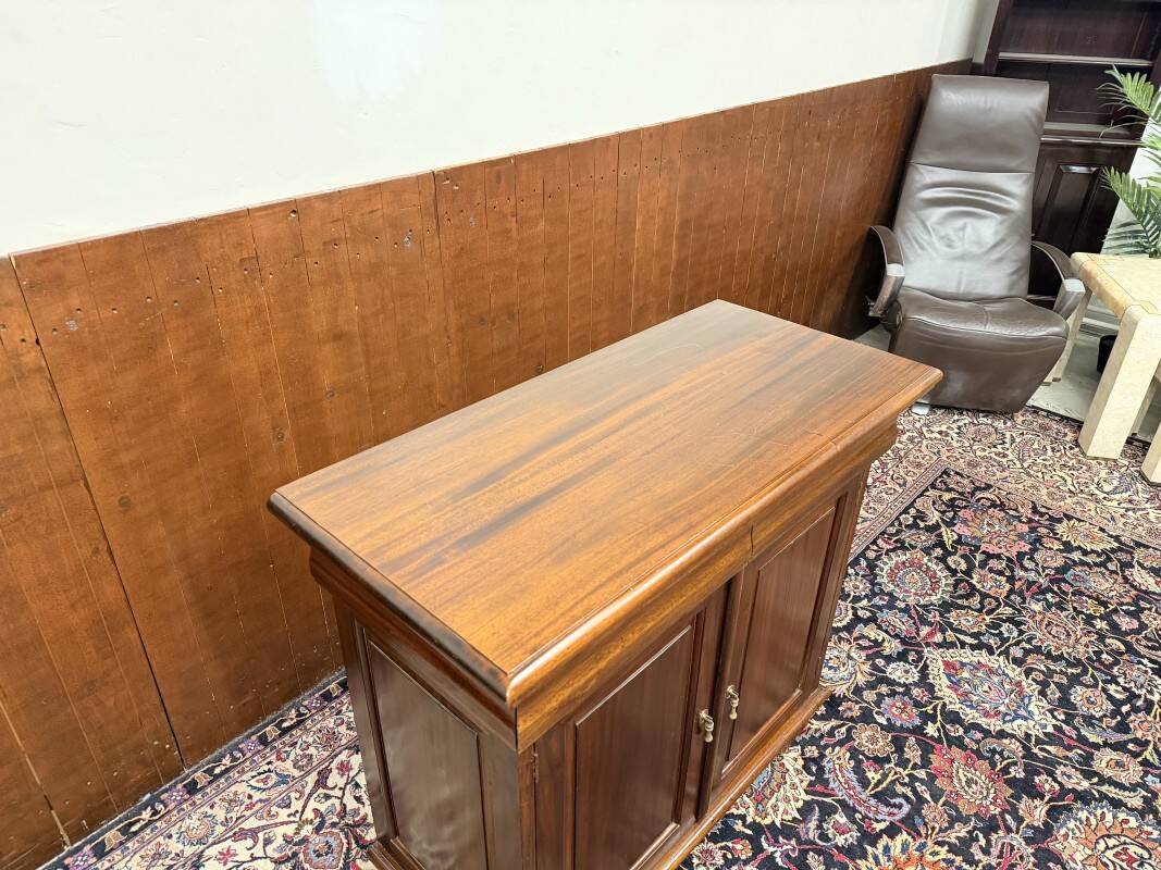 Classic English Sideboard Office Cabinet