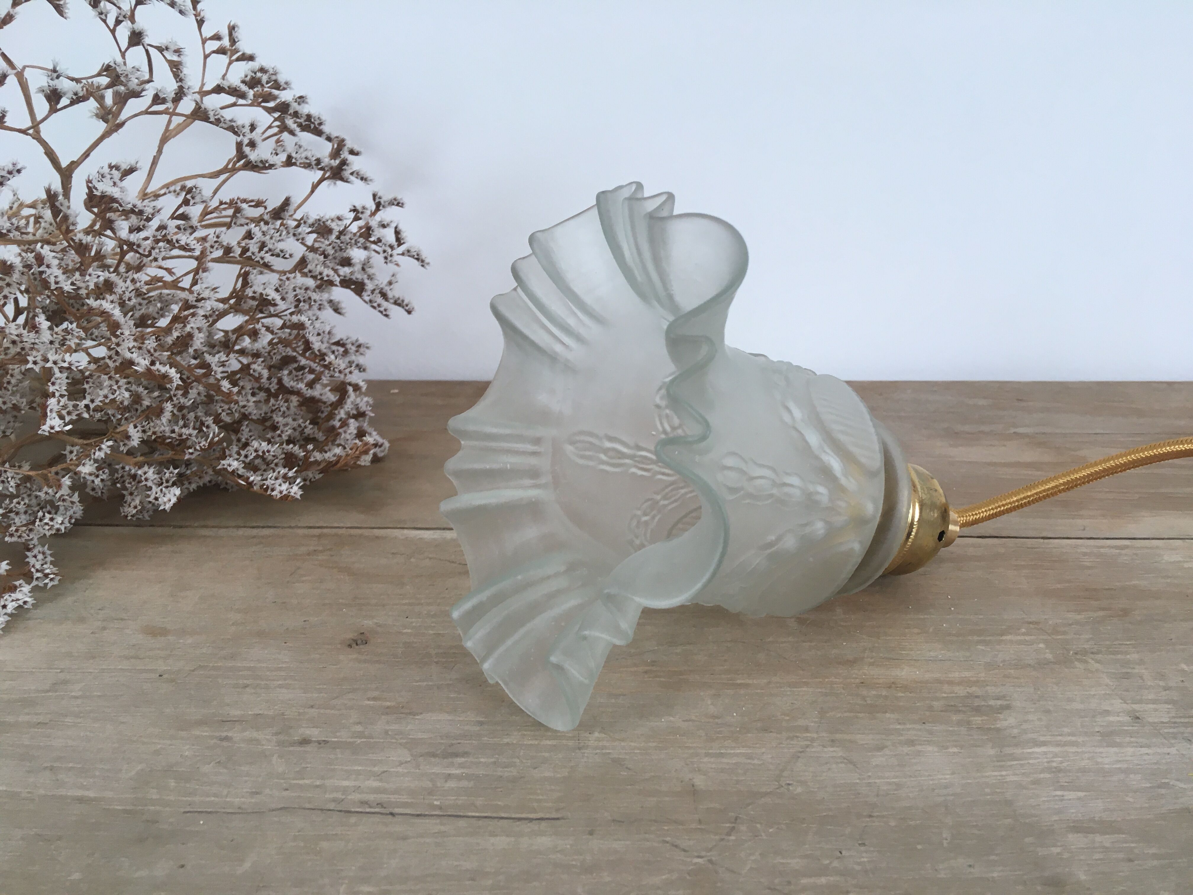 Art Deco tulip walklight