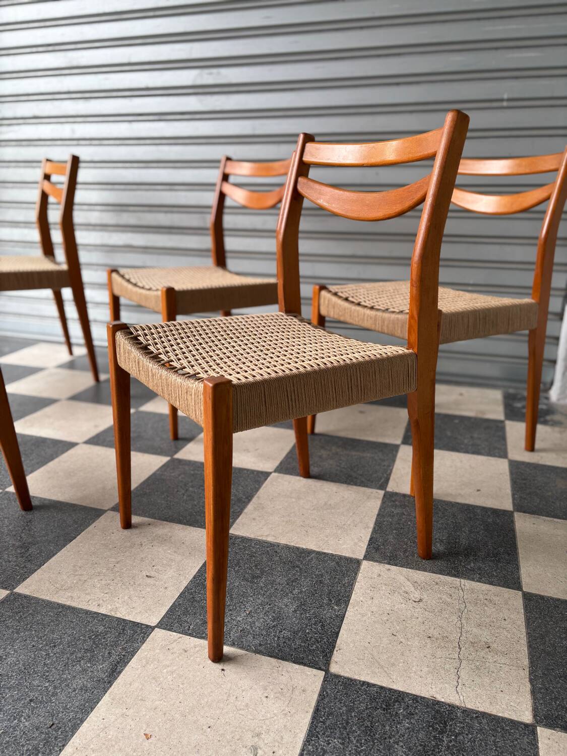 Série de 6 chaises style scandinave