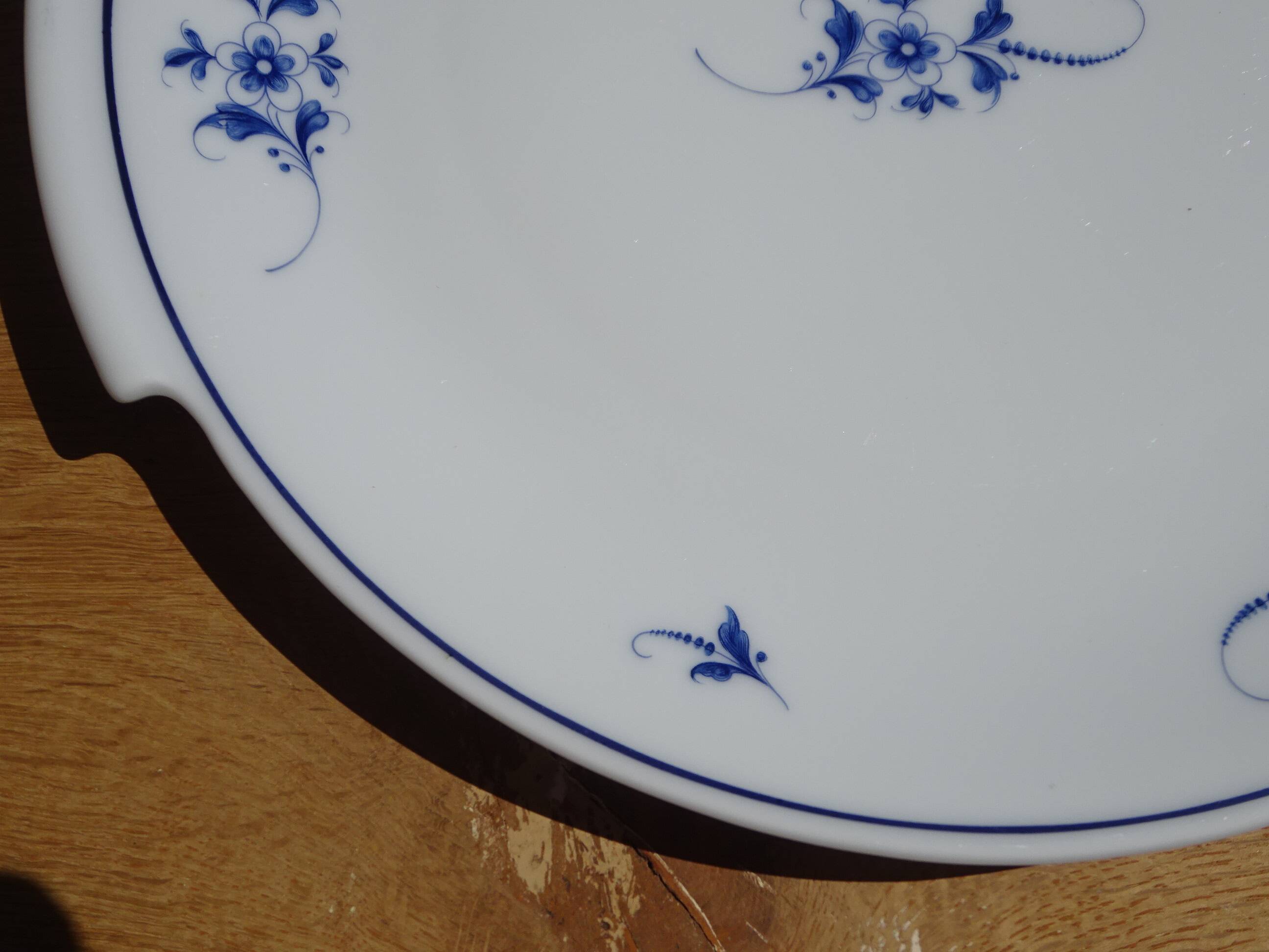 Dessert service, 13 pieces in Limoges porcelain, Bernardaud