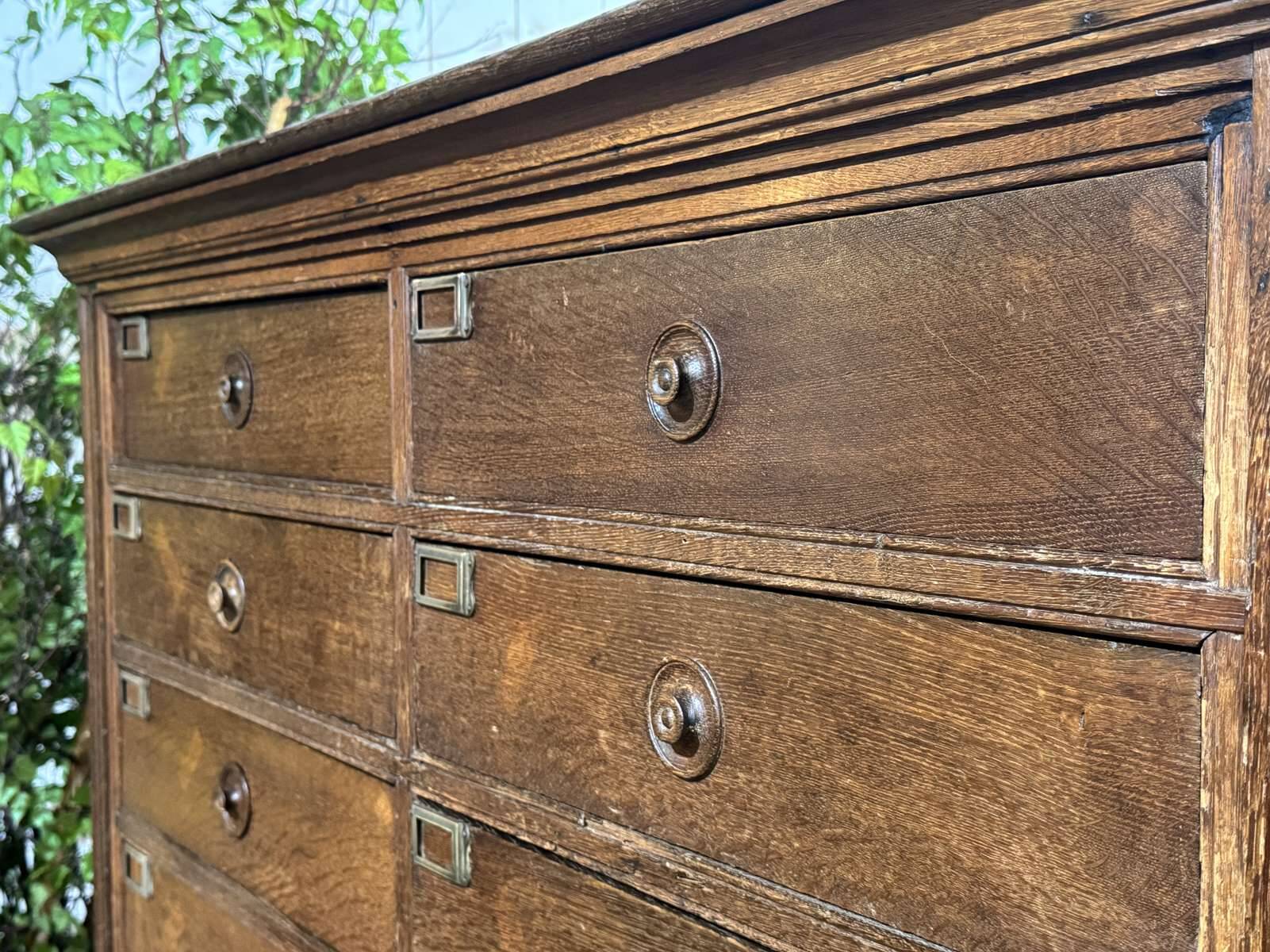 Notary's cabinet with 18 drawers in oak and fir from the early 20th century.