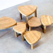 Table basse gigogne en chêne des années 1970