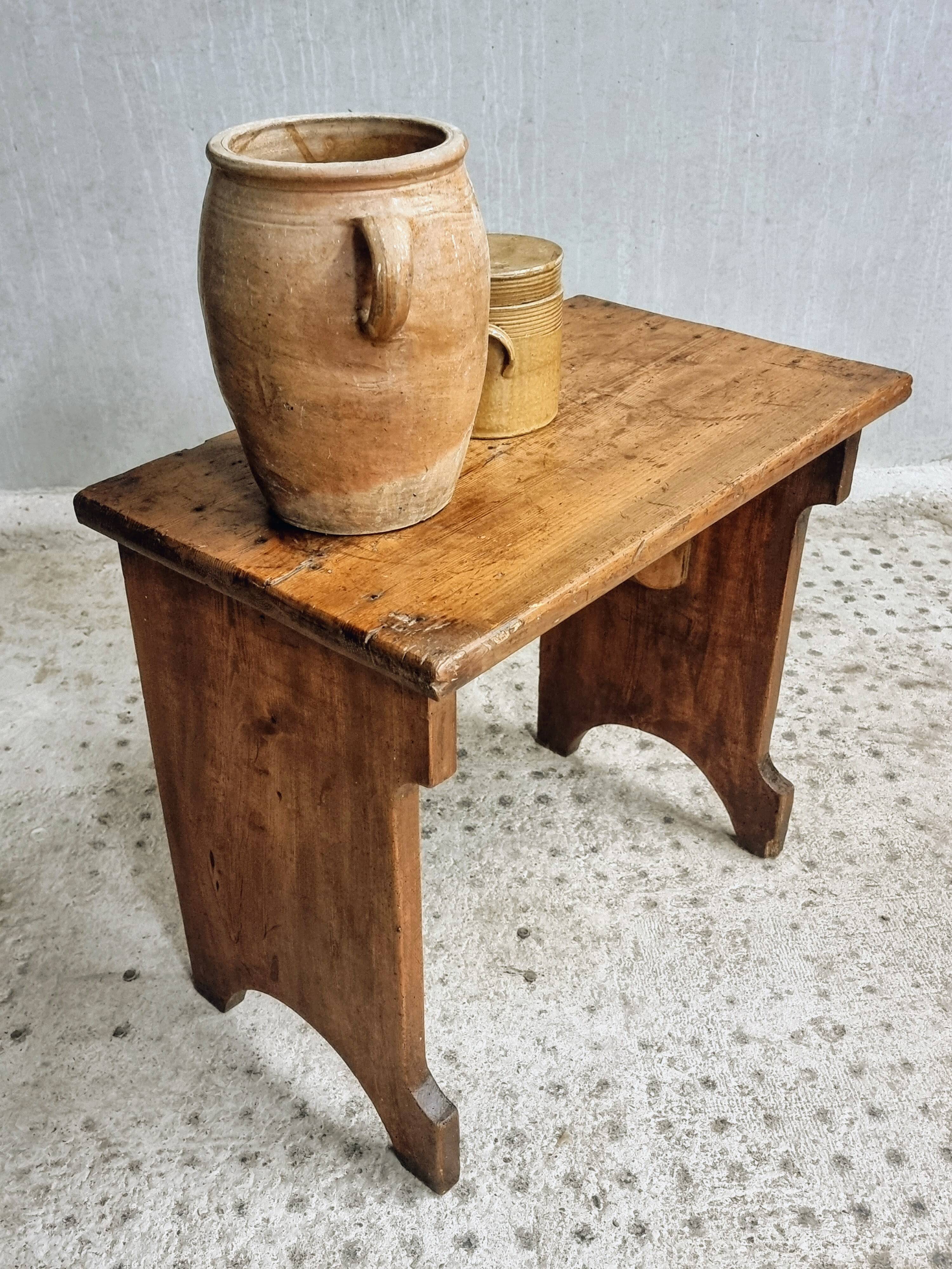 Table d'appoint ancienne banc en merisier 19ème siècle
