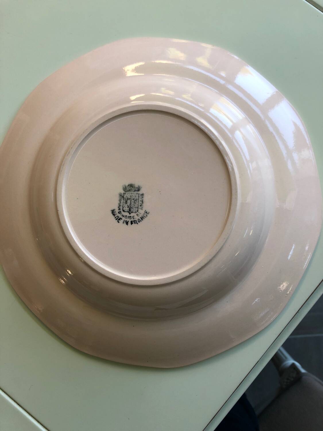 Powder pink Saint Amand plates