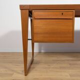 Bureau Modèle 70 en Teck par Kai Kristiansen pour Feldballes Møbelfabrik, 1960s