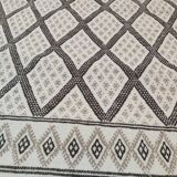 Traditional handmade white and grey carpet 178x125cm
