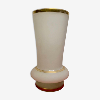 Ancien vase opaline blanche et or