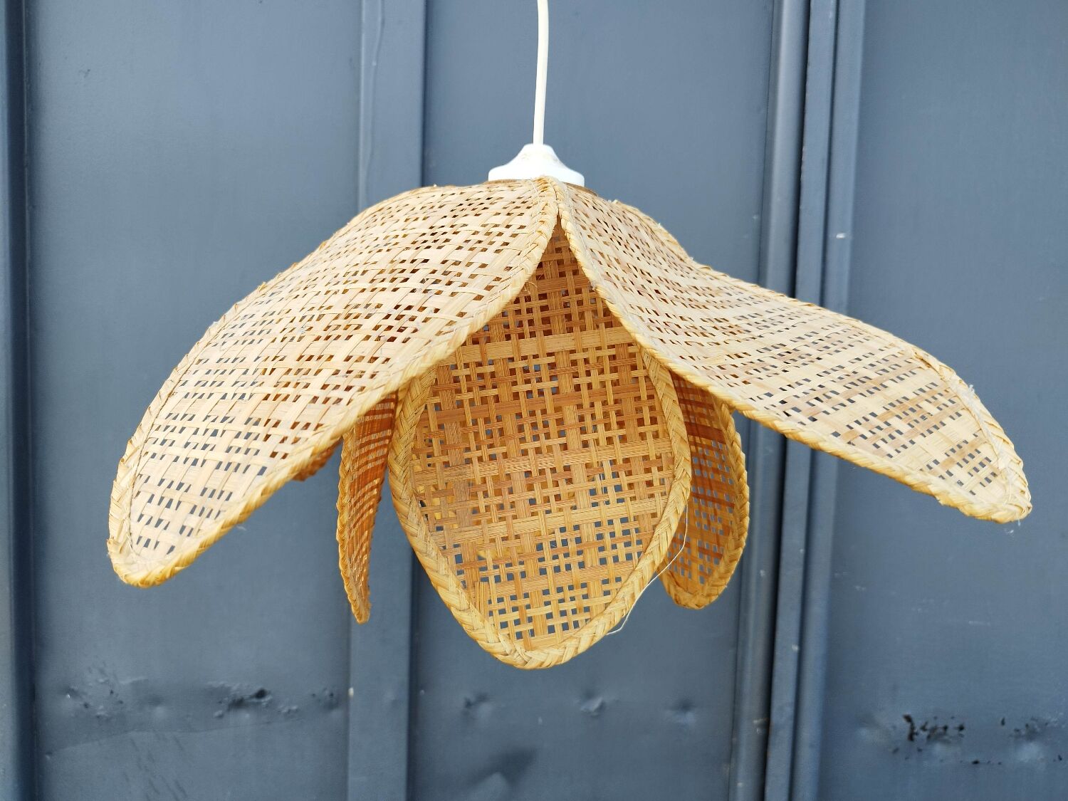 Suspension lampshade rattan straw flower