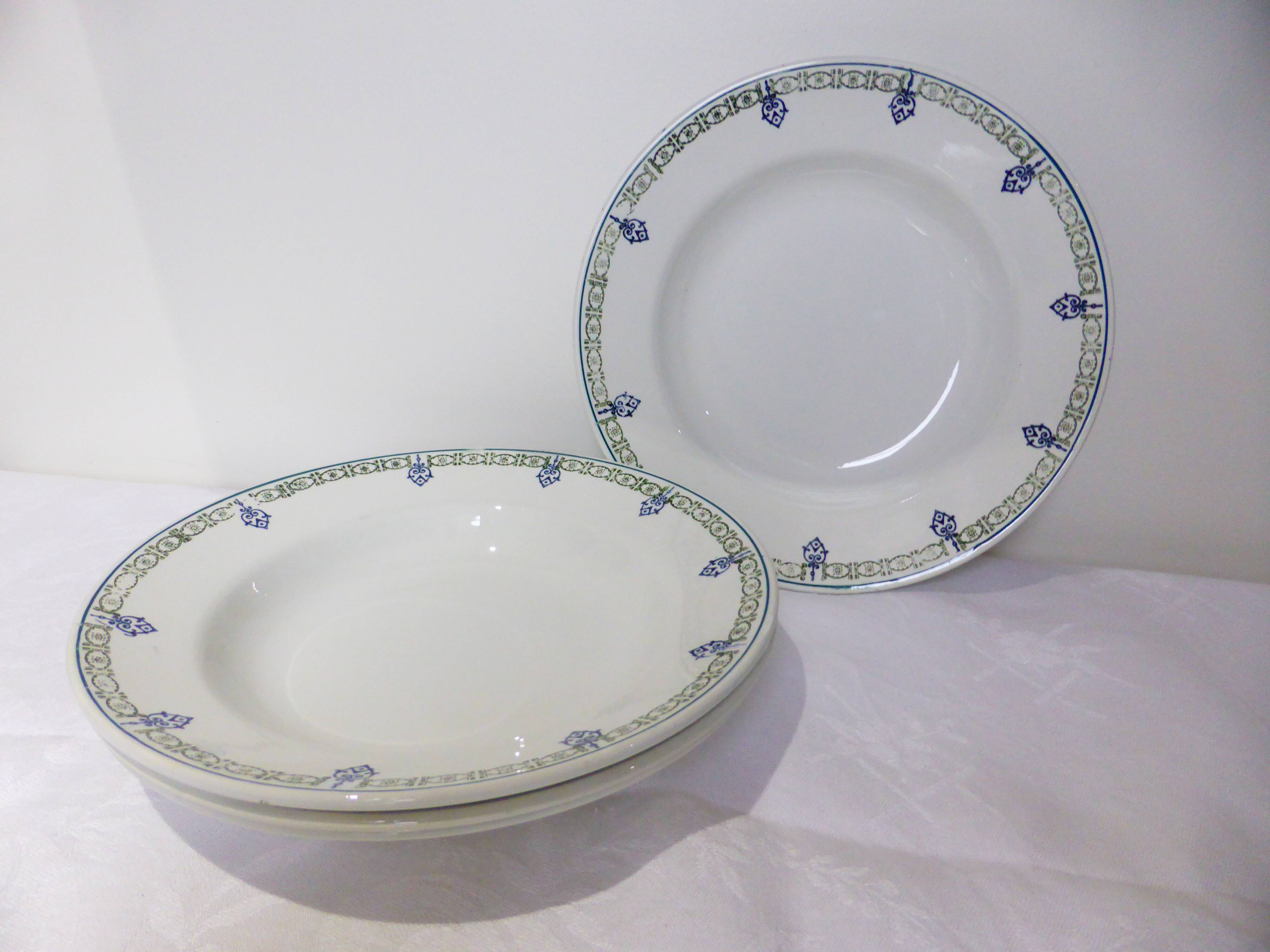 4 vintage St Amand deep plates 211259