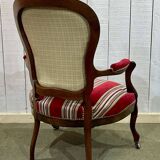 Napoleon III armchair from the end of the 19th century in walnut